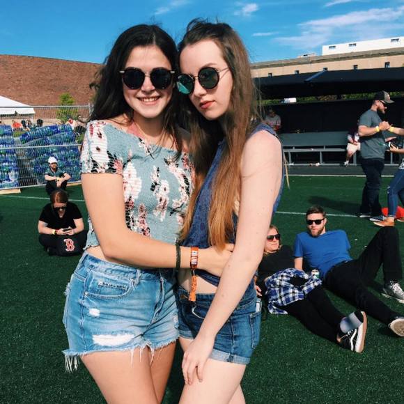 Meet the Posher Other - Meet your Posher, Abby